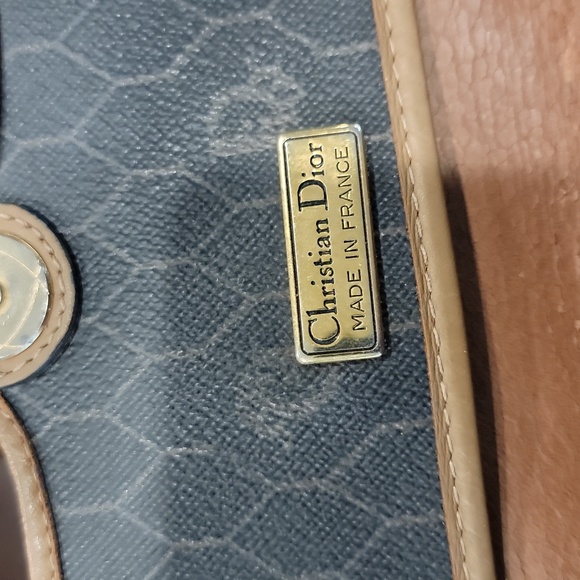 Authentic Dior vintage shoulder bag - Picture 9 of 13